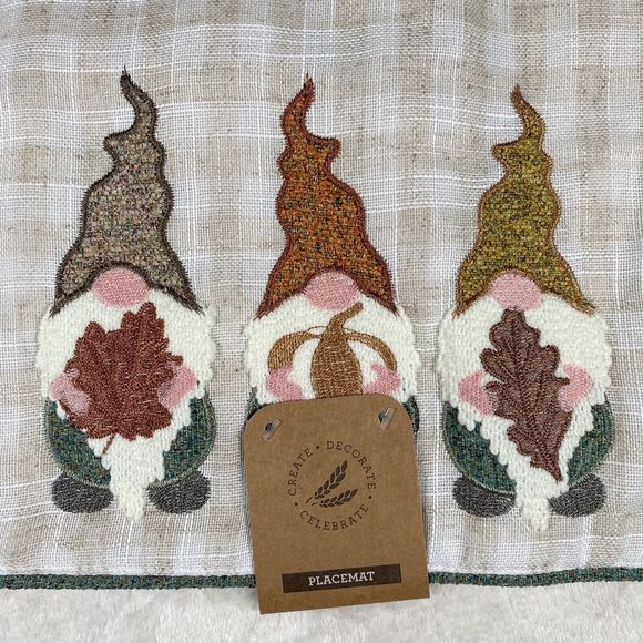 Harvest Gnomes Placemats Set of 2 Autumn Linen Blend Cute Fall Decor Brand New - Picture 2 of 4